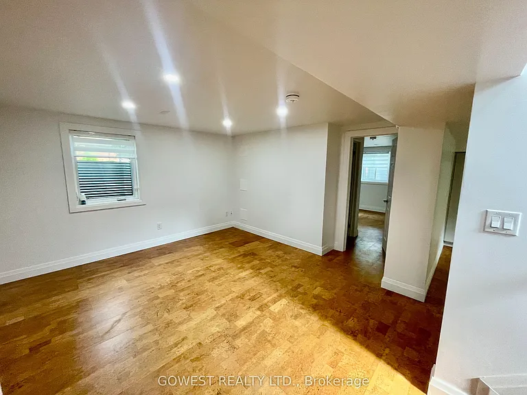 42 Briarwood Cres #LOWER — Photo 13