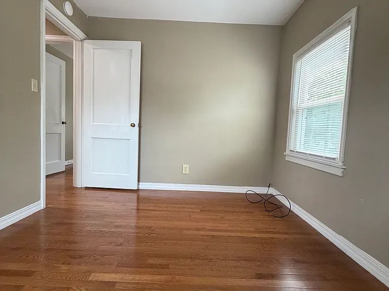 1112 McKinley Blvd #B — Photo 13