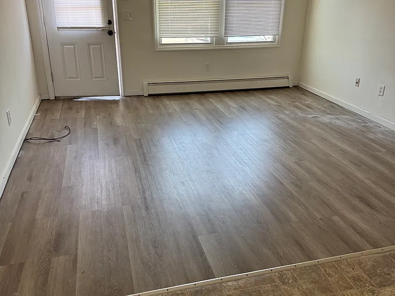402 Carlisa Dr — Photo 1