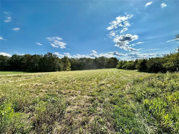 29560 Deerfield Ln, Warrenton, MO 63383