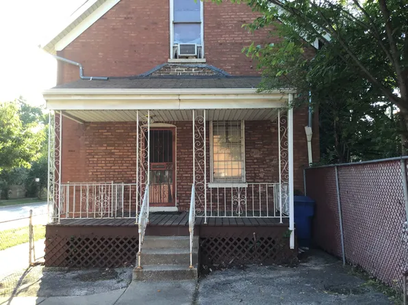 614 E Marquette Rd, Chicago, IL 60637