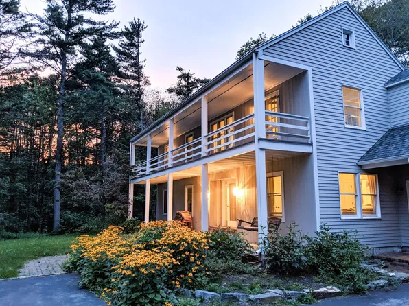 14 Sturdivant Road, Cumberland, ME 04110