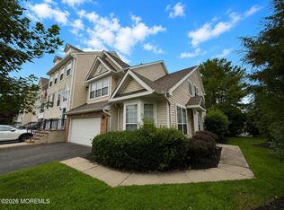 222 Hidden Lake Dr, Morganville, NJ 07751