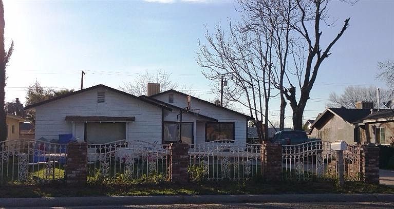 2nd image of 365 N Villa St
