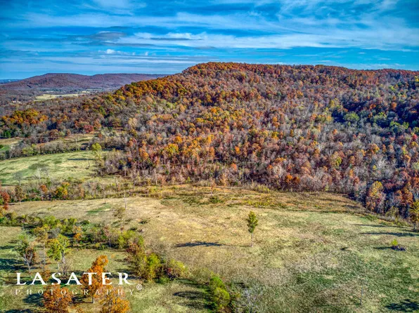 906 Cr, Green Forest, AR 72638