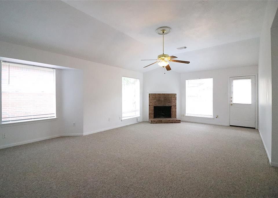 1st image of 7434 Parkland Manor Dr