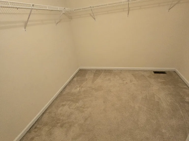2743 Keebler Ct — Photo 9