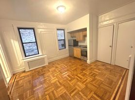 2121 Matthews Ave, Bronx, NY