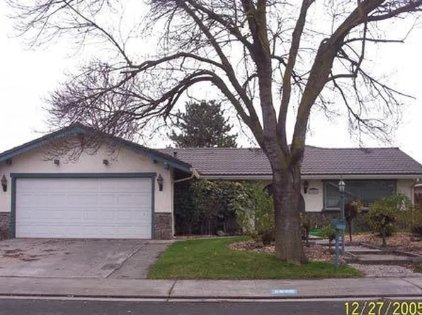 2500 Stone Crop Ln, Modesto, CA 95355