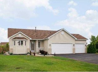 19912 Calgary Trl, Farmington, MN 55024