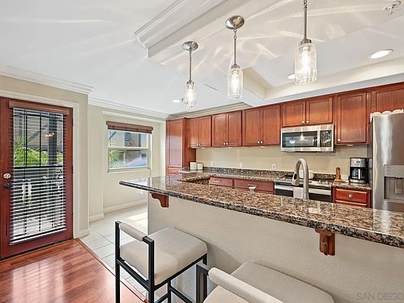 5th image of 1434 Marshall Rd Unit 20