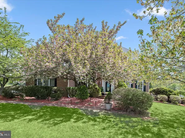 3357 Danmark Dr, Glenwood, MD 21738