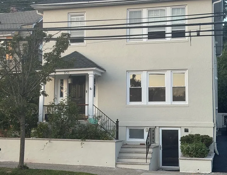 101 Glenridge Ave #1 — Photo 1