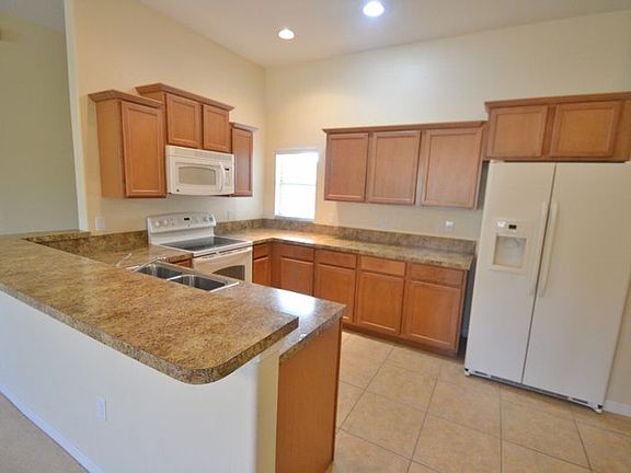 2nd image of 5827 Coquyt Dr