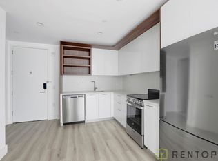 224 E 135th St #1023, Bronx, NY 10451