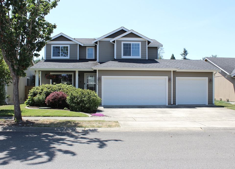Beautiful home in Yelm Terra