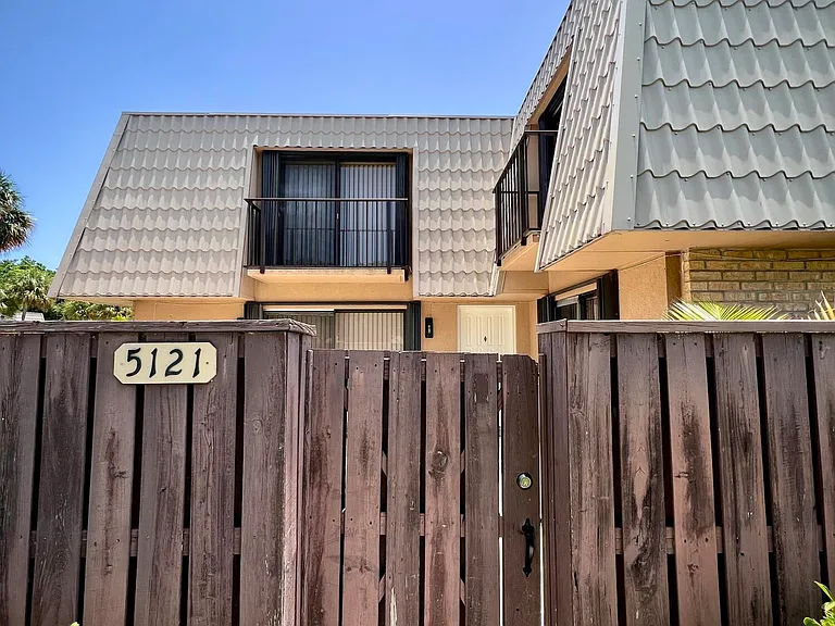 5121 51st Way — Photo 16