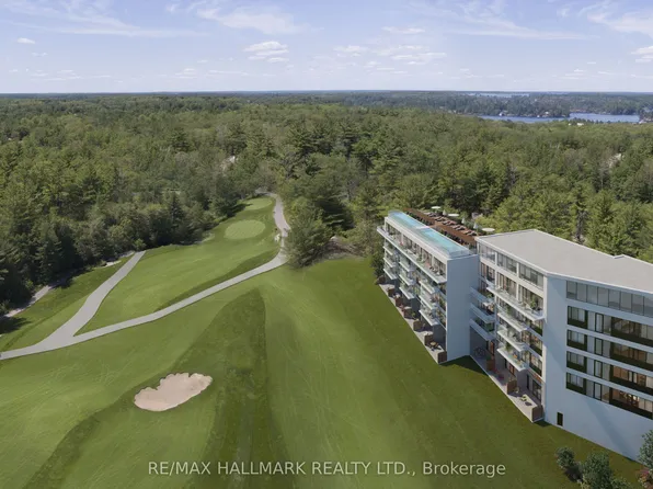 120 Carrick Trl #207, Gravenhurst, ON P1P 0A6
