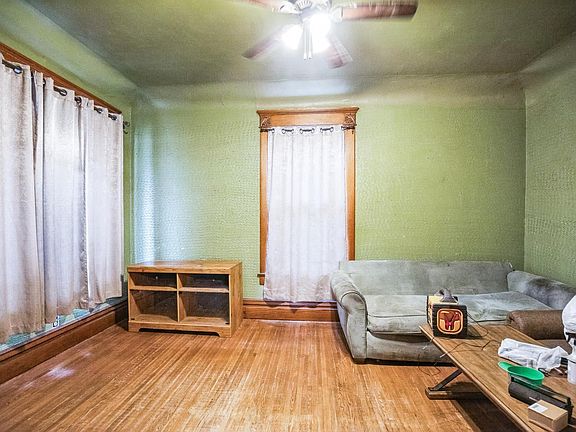 5th image of 217 Wheatland Ave