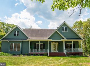 792 Forest Glen Dr, Moorefield, WV 26836