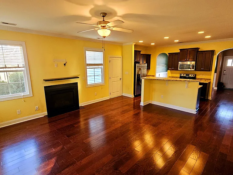 284 SW Southwest Plantation Dr — Photo 6