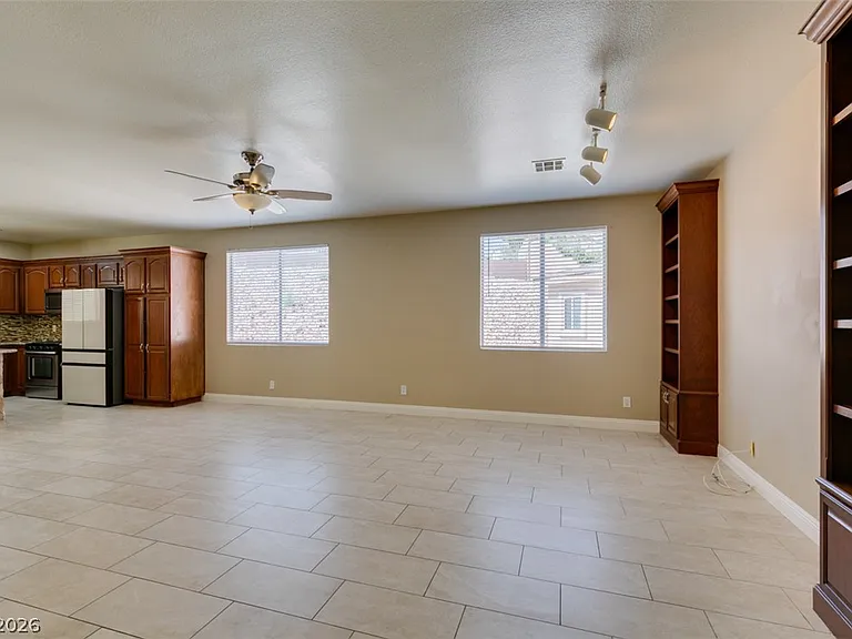 2255 Calistoga Ct — Photo 9