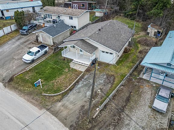 3rd image of 2805 Caen Rd