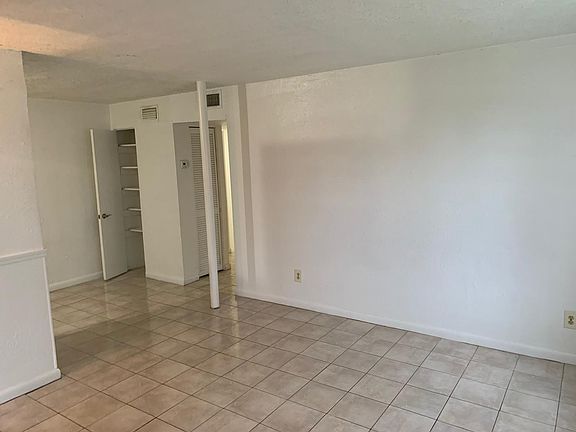 5th image of 7026 Ponce De Leon Ave #1-A