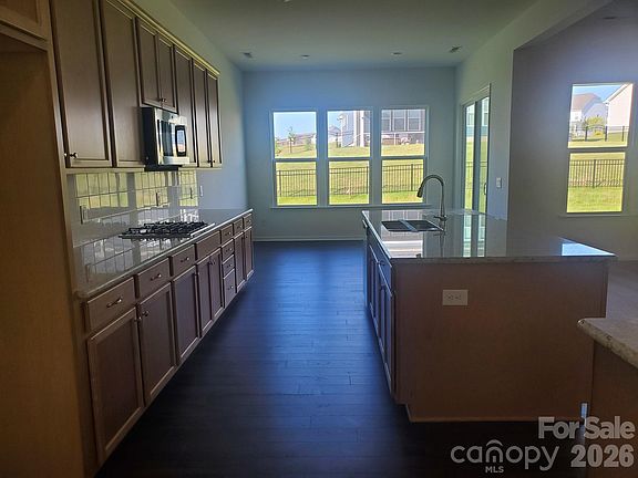 5th image of 1098 Sugar Creek Rd #75