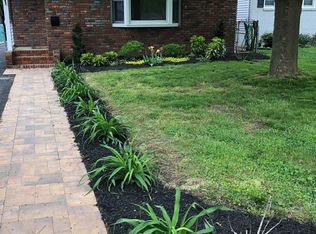 152 Spring St, Red Bank, NJ 07701