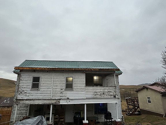 4th image of 316 Mountain Rd