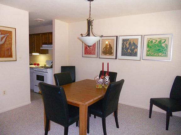 3rd image of 200 N Maple Ave APT 610