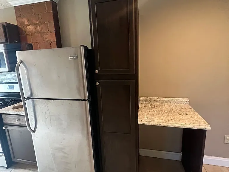 2536 Adams Ave — Photo 9
