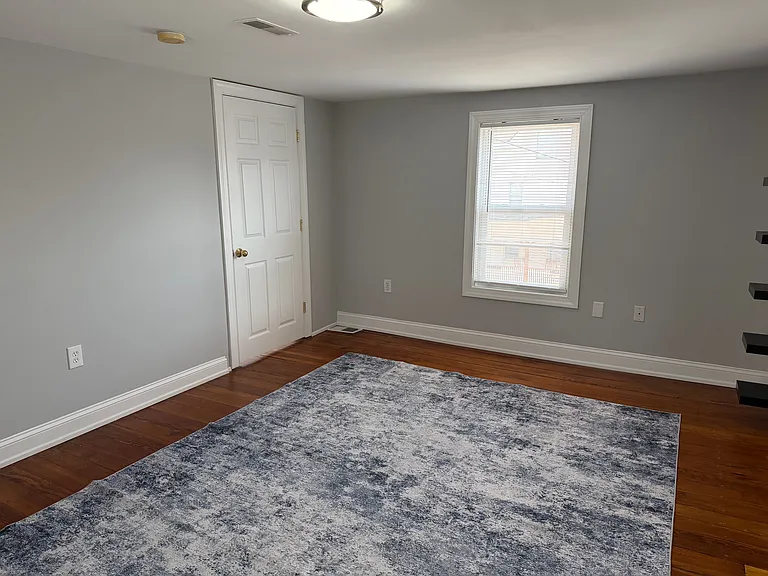 9 Cedar Ave — Photo 12