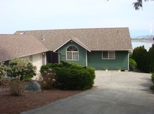 4109 Mitchell Dr, Anacortes, WA 98221