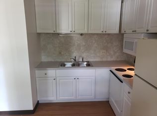 155 3rd St APT 3, Wadsworth, OH 44281