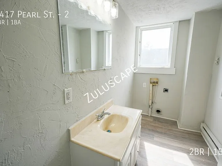 2417 Pearl St #2 — Photo 7