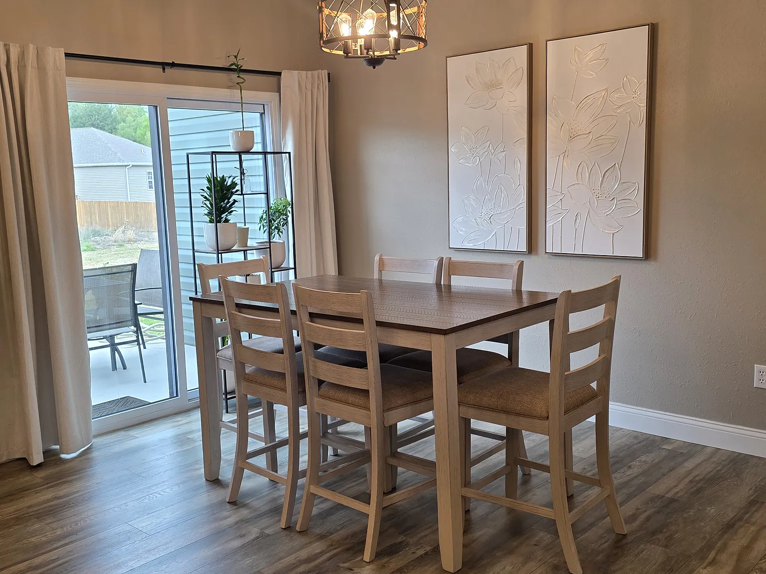 3 bed, 1650 sqft, $2,200 — Photo 4