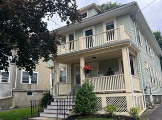 235 White St FLOOR 2, Belmont, MA 02478