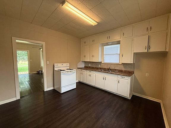 4th image of 13274 Nursery Dr