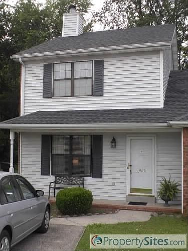 1st image of 1028 Silver Ct