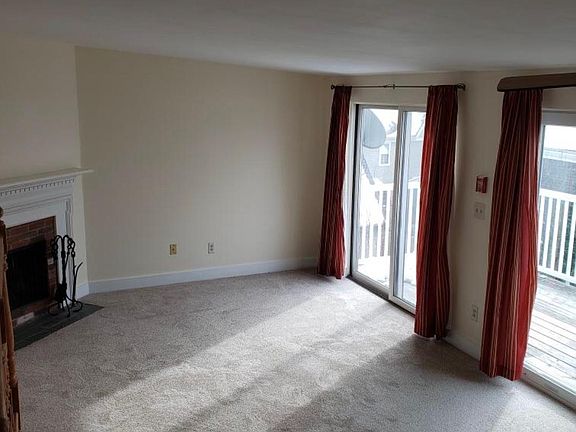 3rd image of 6 Orange St