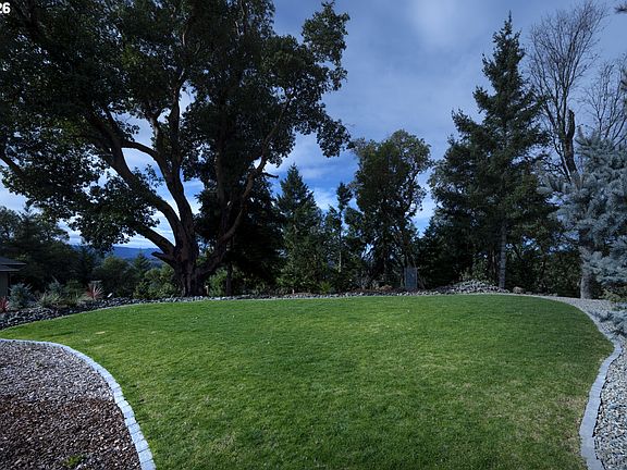 5th image of 1252 Southridge Way