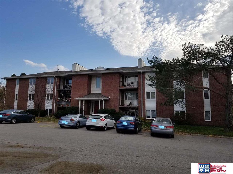 1st image of 5527 S 31st St APT 2