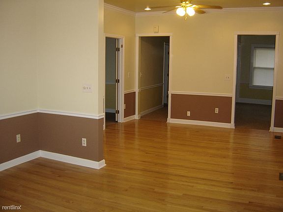 609 Living room-Large