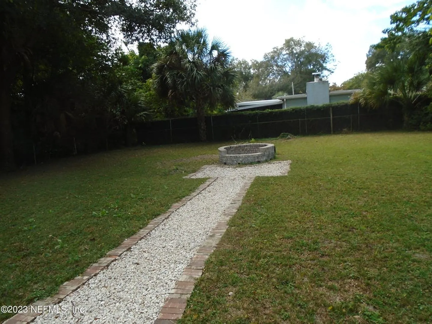 Great location — Photo 4