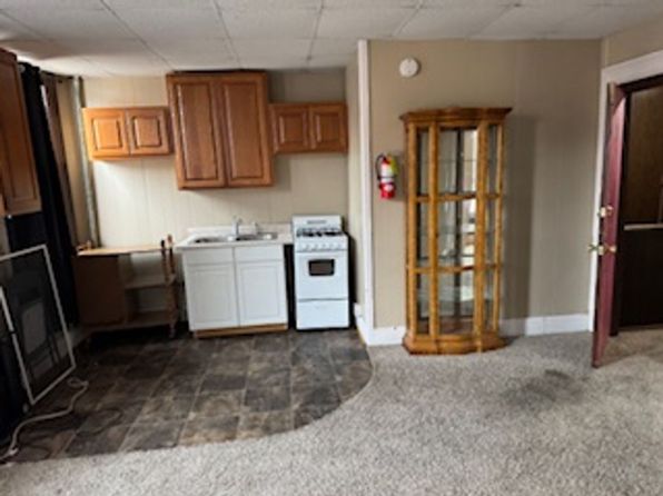 201 1/2 N Main St #1