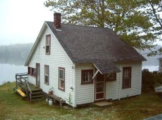 24 Lake Dr, Shutesbury, MA 01072