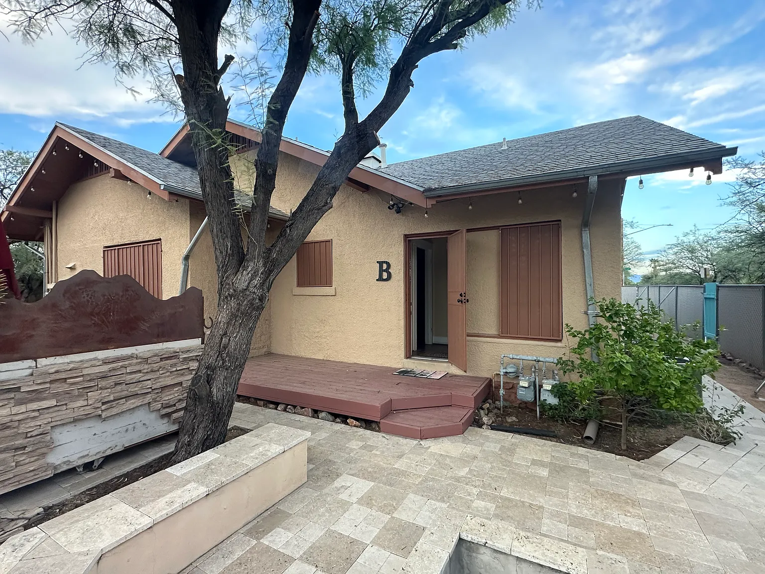 1 bed, 600 sqft, $1,200 — Photo 1