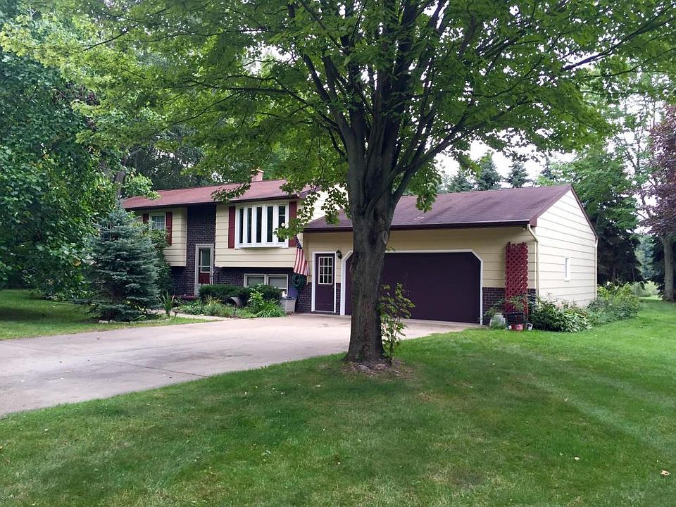 1st image of 14138 Rich St